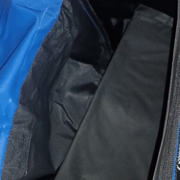 AAA travel tote - Picture 2 of 4